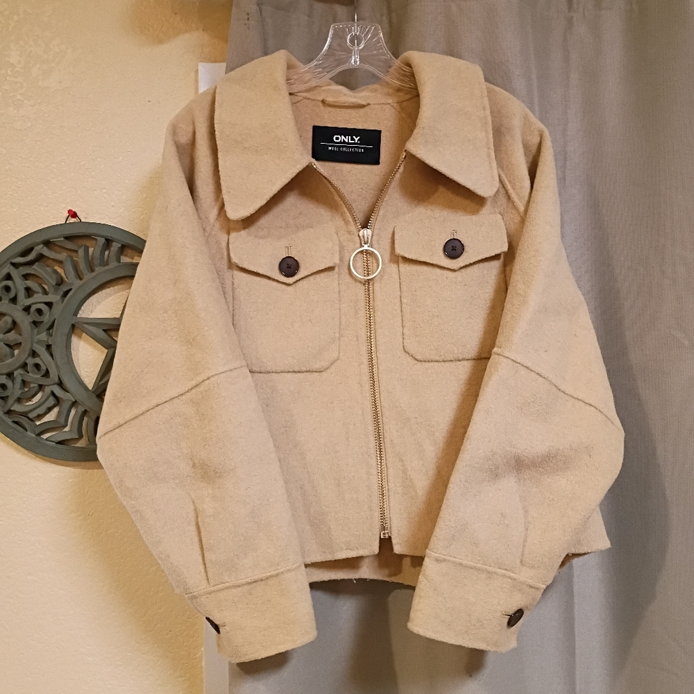 Oversized Cropped Coat Wool Blend